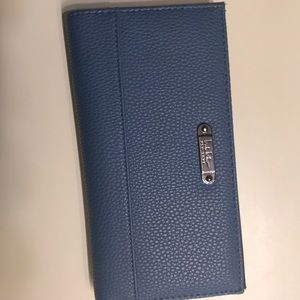 Nicole Miller wallet